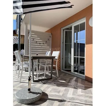 With Swimming Pool 아파트 보드만루드비히샤펜